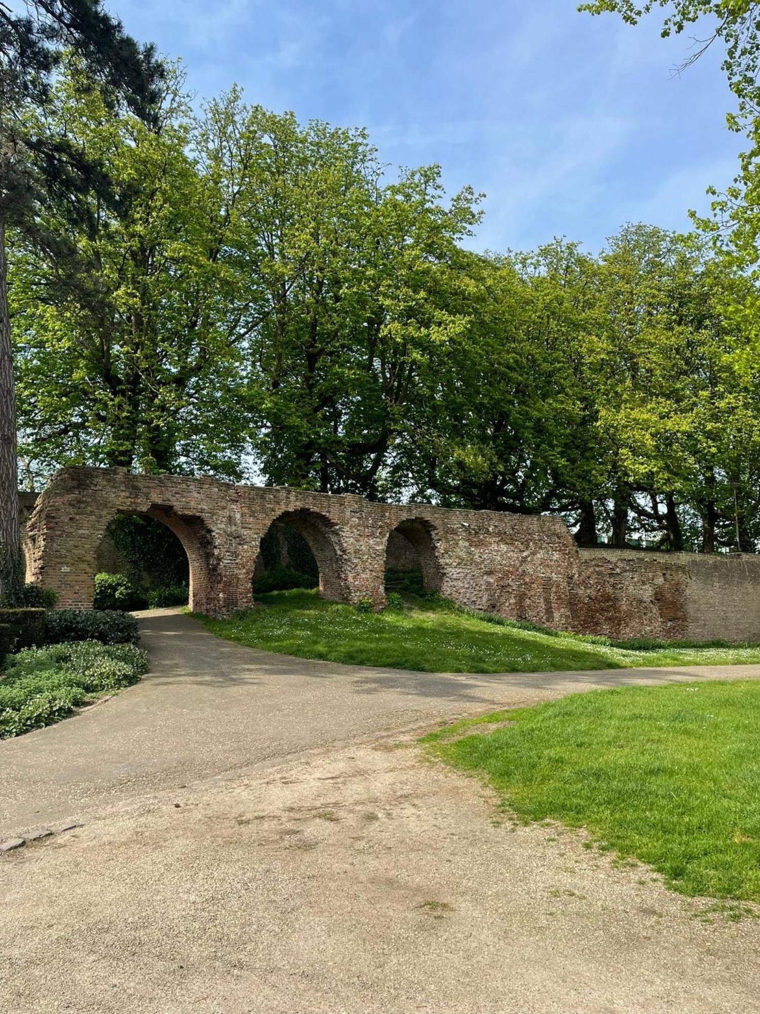 Stadsappartement Valkhof Nimwegen Exterior foto